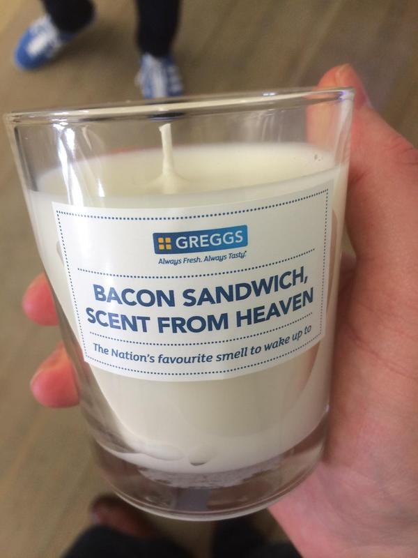 Click image for larger version

Name:	CEtxR_tWAAAx4wF.jpg
Views:	184
Size:	62.9 KB
ID:	4183335