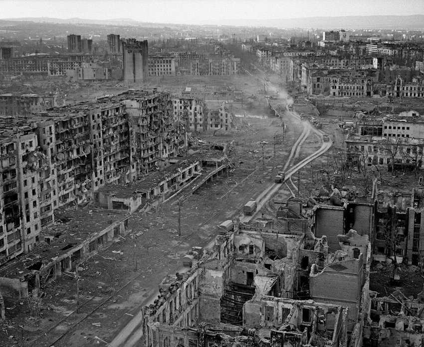 Click image for larger version

Name:	The-capital-of-the-Chechen-Republic-Grozny-End-of-1990s.jpg
Views:	349
Size:	220.2 KB
ID:	4207173