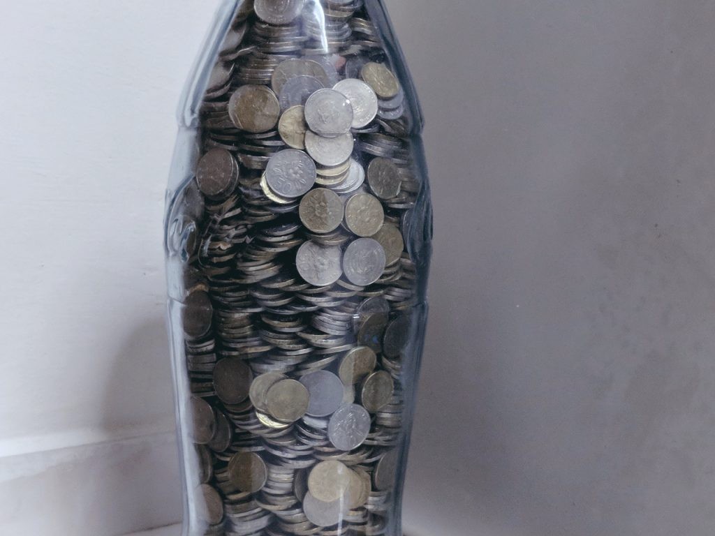 Click image for larger version

Name:	rice-media-objects-of-affection-coin-bottle-2-1024x768.jpg
Views:	263
Size:	109.5 KB
ID:	4249408