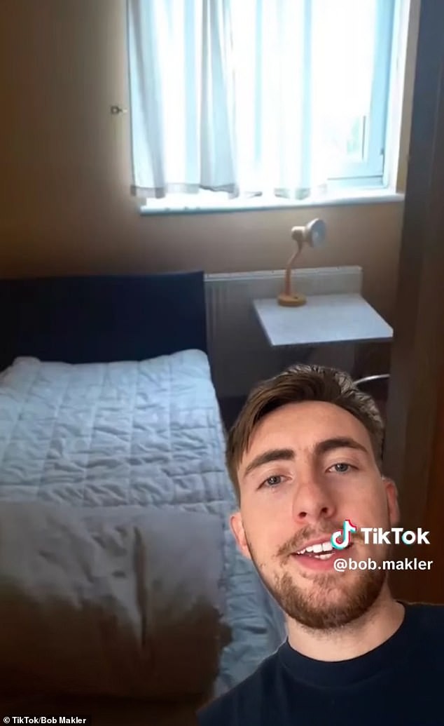 Click image for larger version

Name:	77073825-12679149-Tenants_were_left_in_dismay_after_Bob_Makley_pictured_posted_his-a-19_1698402846142.jpg
Views:	194
Size:	66.8 KB
ID:	4276512