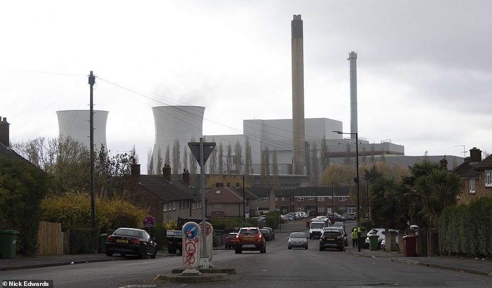 Click image for larger version

Name:	78207515-12786713-image-a-4_1700848323842.jpg
Views:	167
Size:	98.7 KB
ID:	4279065