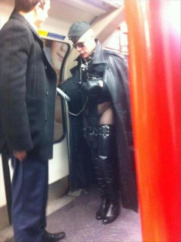 Click image for larger version

Name:	fashion-fails-14.jpg
Views:	135
Size:	89.1 KB
ID:	4279388