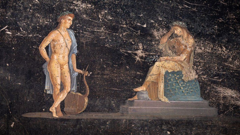 Click image for larger version

Name:	_133122575_apollo-and-cassandra-in-black-room-fresco-credit-bbc-tony-jolliffe.jpg
Views:	99
Size:	227.2 KB
ID:	4287787